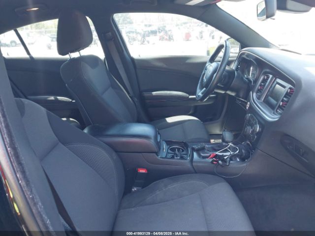 2C3CDXBGXHH643102 Dodge Charger Se Rwd