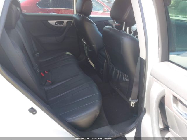 JN8CS1MW7EM413033 Infiniti QX70