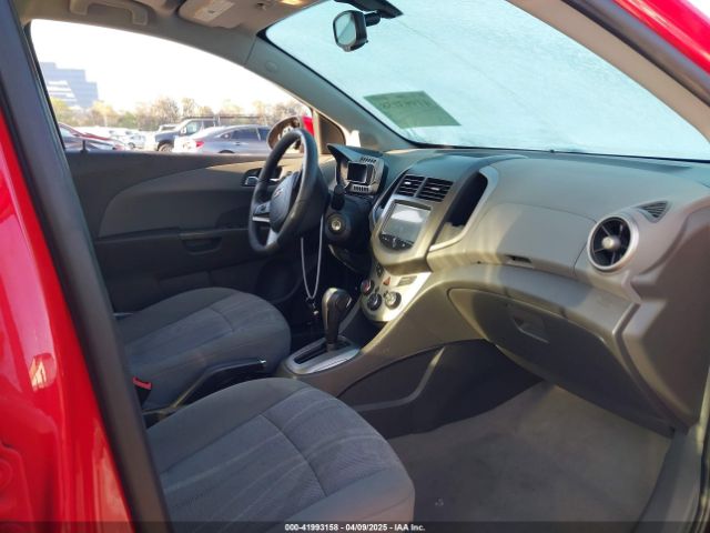 1G1JC5SH8G4135556 Chevrolet Sonic Lt Auto