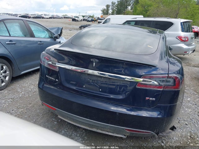 Tesla Model S P85 2014 5YJSA1H15EFP43884 Image 15