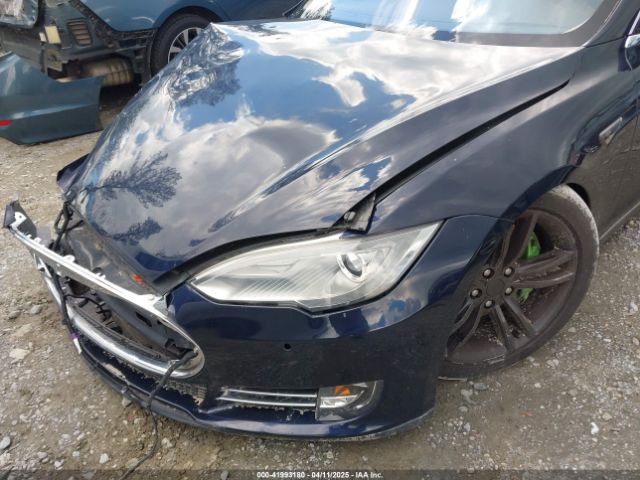 2014 TESLA MODEL S 5YJSA1H15EFP43884 Photo 5