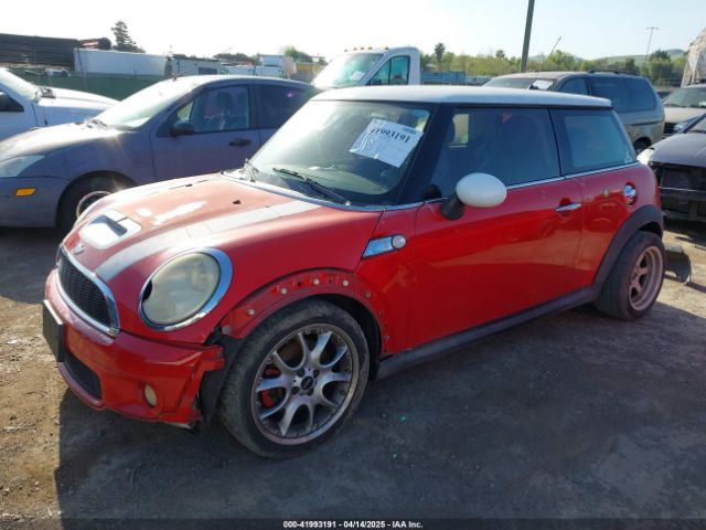 2008 MINI COOPER S WMWMF73588TT89848 Photo 1