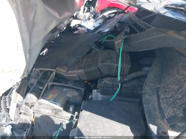 5XYPG4A34HG250888 KIA Sorento 2.4l Lx