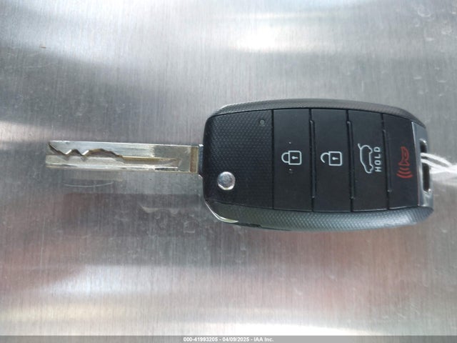 5XYPG4A34HG250888 KIA Sorento 2.4l Lx