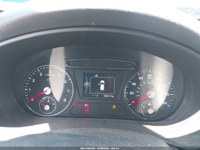 5XYPG4A34HG250888 KIA Sorento 2.4l Lx