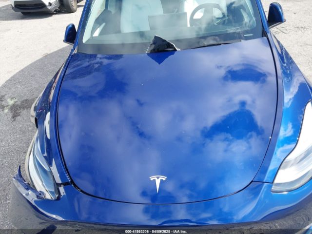 7SAYGDED0SF256650 Tesla Model Y Long Range Dual Motor All-wheel Drive