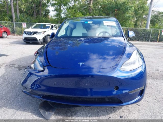 7SAYGDED0SF256650 Tesla Model Y Long Range Dual Motor All-wheel Drive