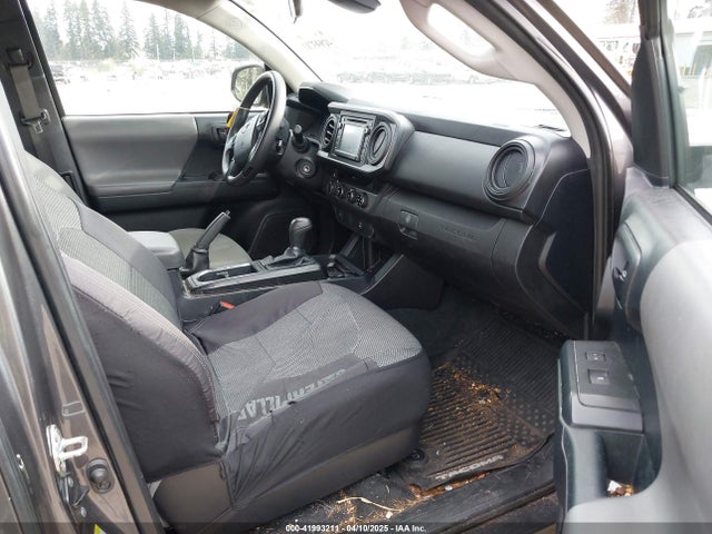 5TFSX5EN0JX062612 Toyota Tacoma Sr