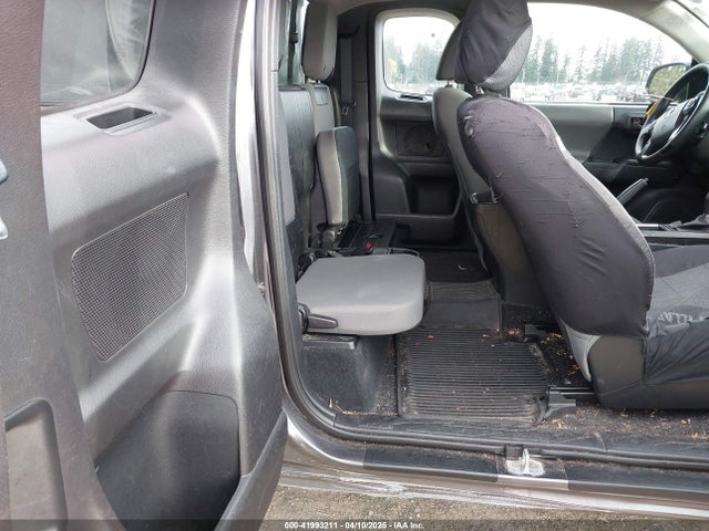 5TFSX5EN0JX062612 Toyota Tacoma Sr