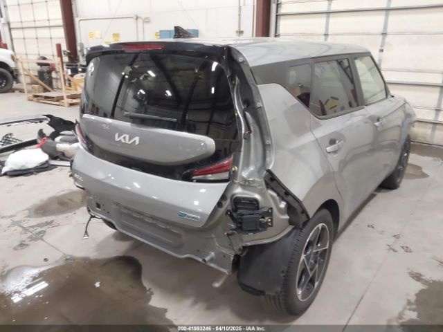 KNDJ33AU0P7847875 KIA SOUL EX