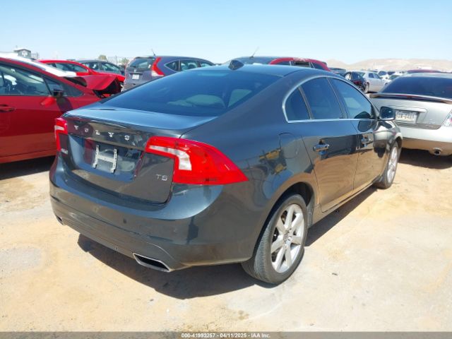 YV126MFK4G2409957 Volvo S60 T5 Drive-e Premier