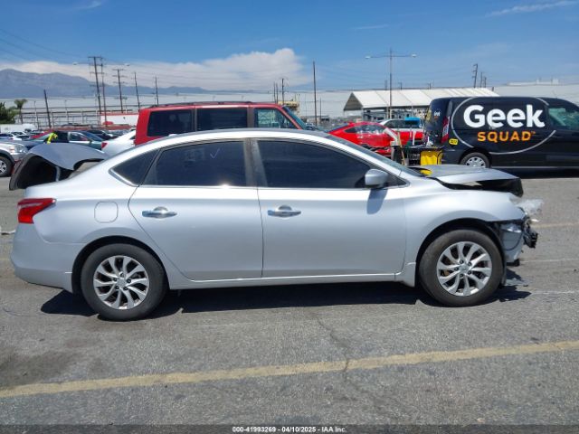 3N1AB7AP7KY454843 Nissan SENTRA SV