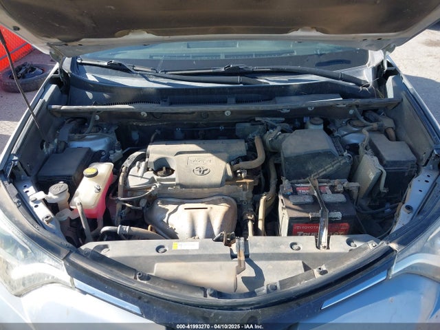 2T3WFREV1GW310309 Toyota Rav4 Xle