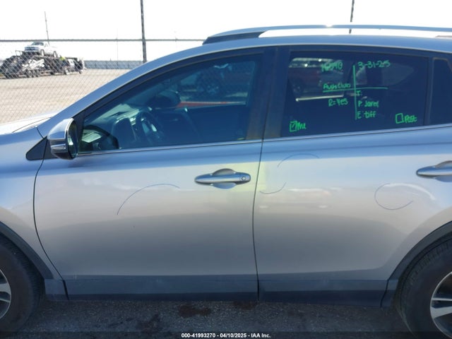 2T3WFREV1GW310309 Toyota Rav4 Xle