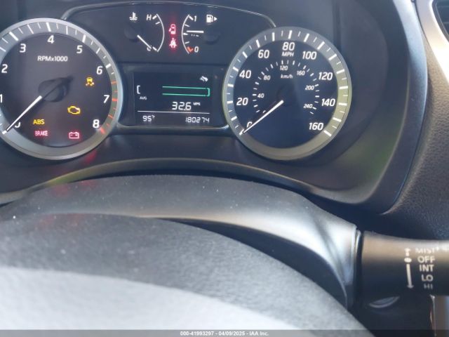 3N1AB7AP8FL630818 Nissan 2015