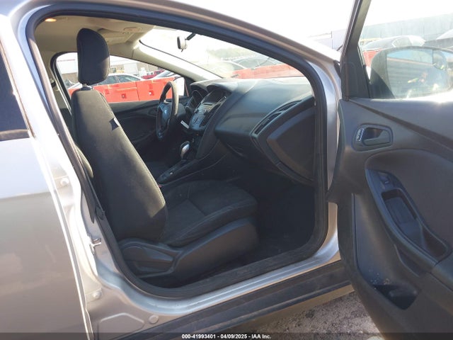 1FADP3E27FL313732 Ford FOCUS S