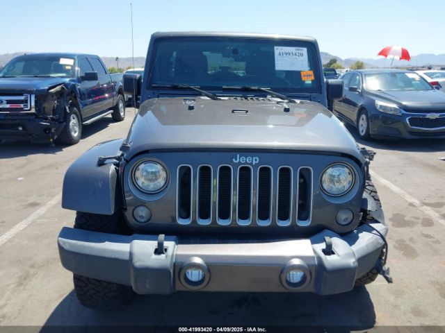 1C4BJWEG9JL802853 Jeep Wrangler Jk Unlimited Sahara 4x4