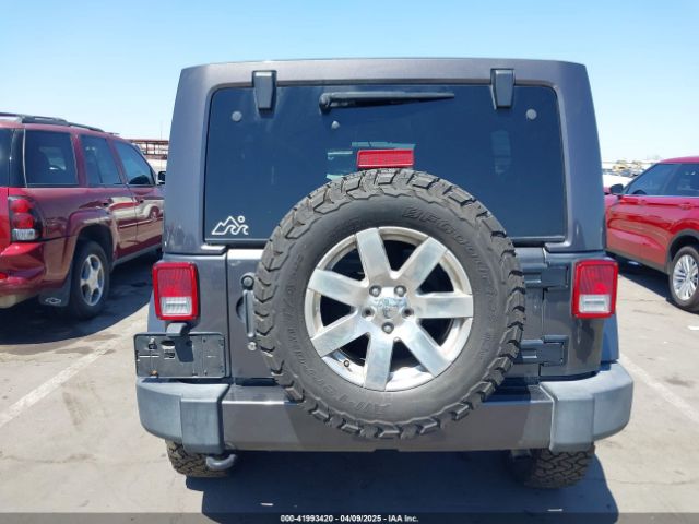 1C4BJWEG9JL802853 Jeep Wrangler Jk Unlimited Sahara 4x4