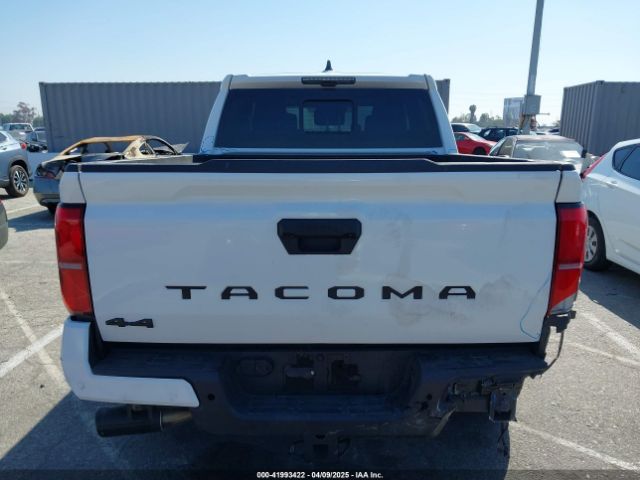 3TMLB5JN3RM031462 Toyota Tacoma Trd Off Road 4wd