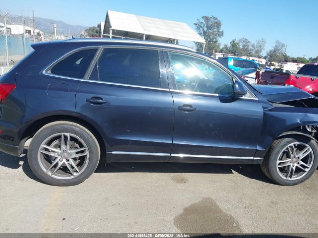 WA1LFAFP7EA100520 Audi Q5 2.0t Premium