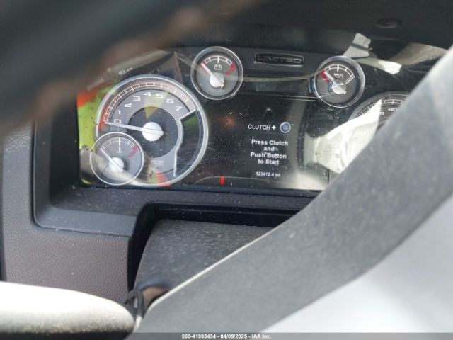 1C6RR7PTXJS111299 RAM 1500 Limited  4x4 5'7 Box