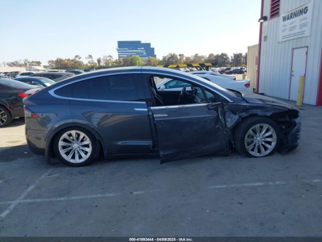 5YJXCDE28JF142509 Tesla Model X 100d/75d/p100d