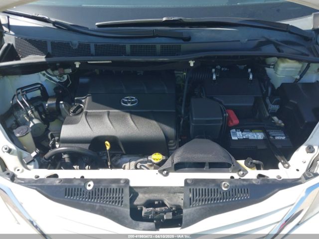 5TDKK3DCXGS709132 Toyota Sienna Le 8 Passenger