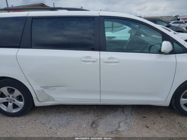 5TDKK3DCXGS709132 Toyota Sienna Le 8 Passenger