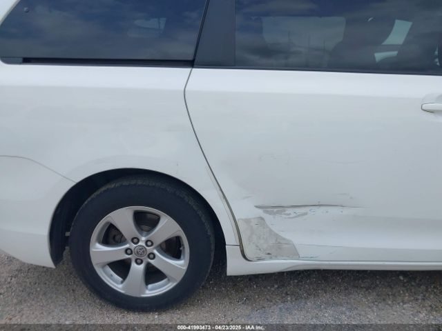 5TDKK3DCXGS709132 Toyota Sienna Le 8 Passenger