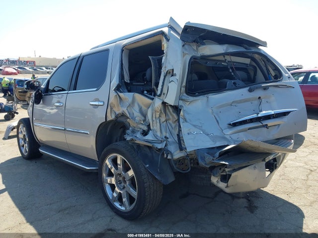 2007 CADILLAC ESCALADE 1GYFK63827R221270 Photo 2