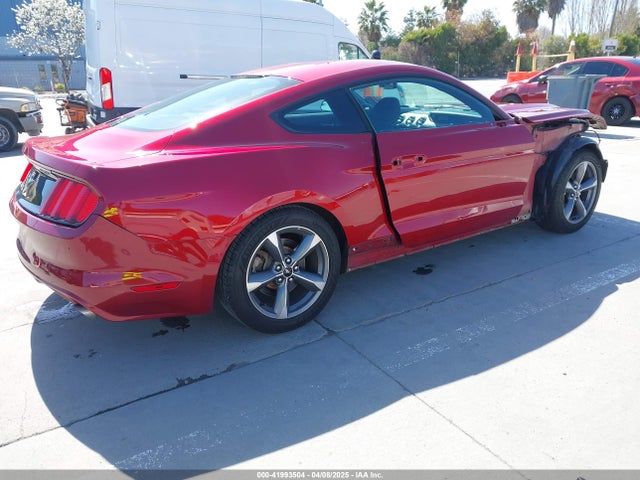 1FA6P8AM7H5266142 Ford Mustang V6
