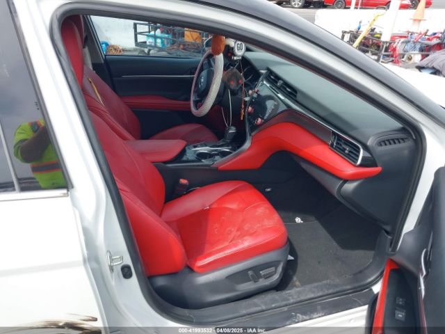 4T1B61HK0KU824932 Toyota CAMRY XSE