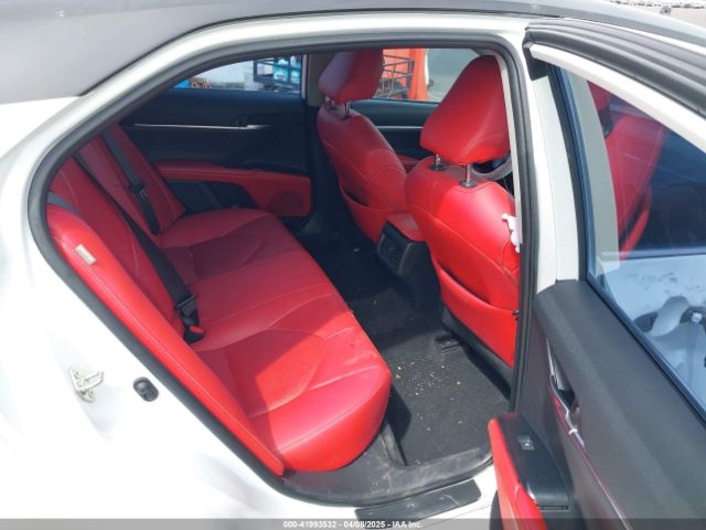 4T1B61HK0KU824932 Toyota CAMRY XSE