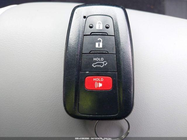 JTMA1RFV8LD061781 Toyota Rav4 Xle Premium