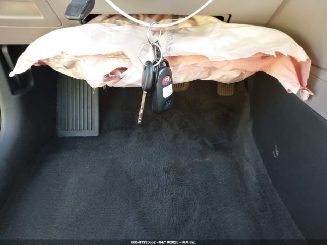 5NPD84LF0JH304340 Hyundai ELANTRA SEL