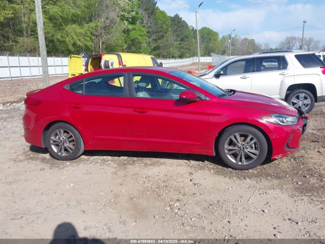 5NPD84LF0JH304340 Hyundai ELANTRA SEL