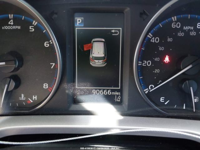 JTMBFREV9HJ147391 Toyota RAV4 LE
