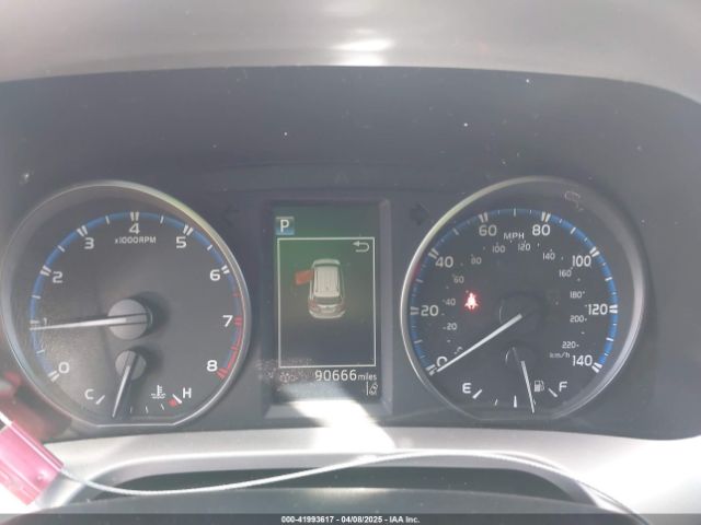 JTMBFREV9HJ147391 Toyota RAV4 LE