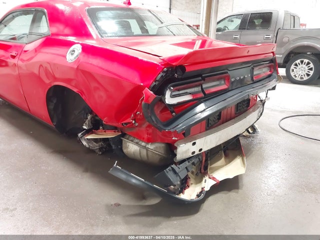 2C3CDZGGXJH184101 Dodge Challenger Gt Awd