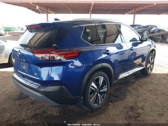 JN8AT3CA1MW027684 Nissan Rogue Sl Fwd