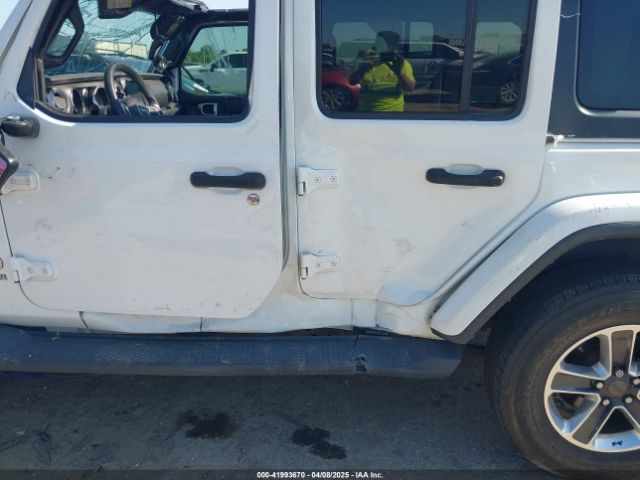 1C4HJXEG0KW577917 Jeep Wrangler Unlimited Sahara 4x4