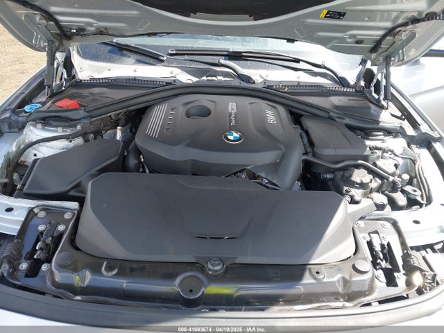 WBA8B9G3XHNU53720 BMW 2017