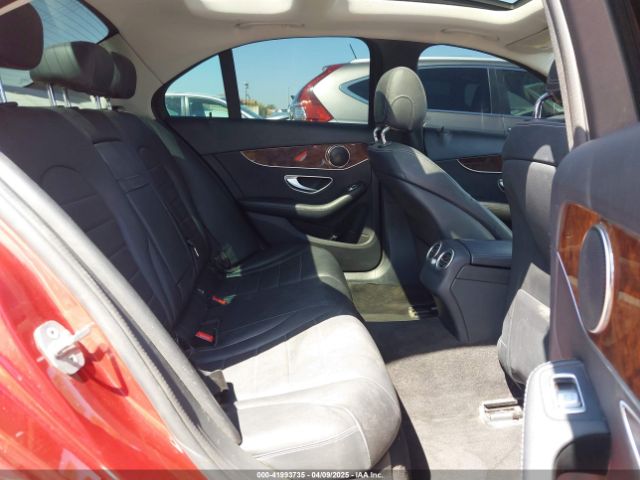 55SWF4KB5HU180697 Mercedes-Benz C 300 4matic/luxury 4matic/sport 4matic