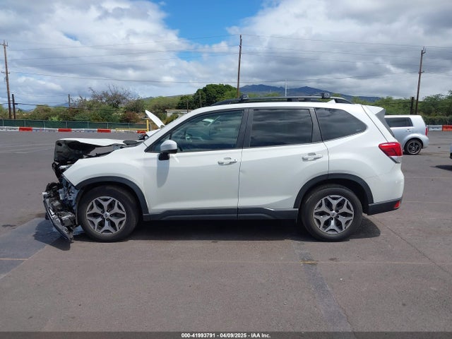 JF2SKAJC9LH498160 Subaru Forester Premium