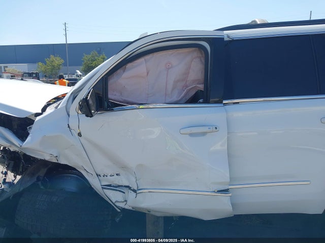 1GNSKBKC4HR177090 Chevrolet Tahoe Lt