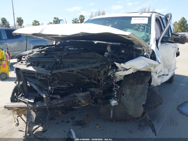 1GNSKBKC4HR177090 Chevrolet Tahoe Lt