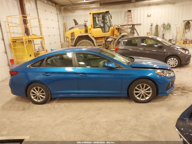 5NPE24AF4JH602107 Hyundai SONATA SE