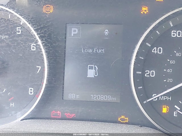 5NPD84LF6JH318582 Hyundai ELANTRA SEL