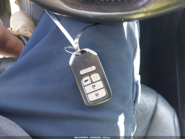 5FNYF8H04KB004657 Honda Passport Elite