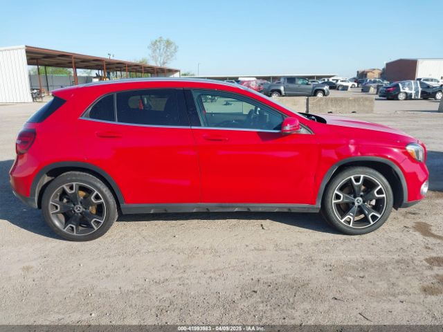 WDCTG4GBXKU008894 Mercedes-Benz Gla 250 4matic